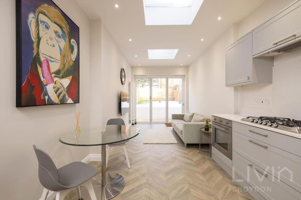 2 Bed Flat -Zone 1-4 London Appartement Thornton Heath Buitenkant foto